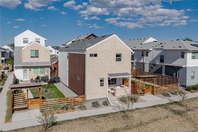 6875 Juniper Lane, Arvada, CO 80007