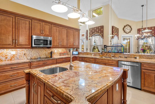 1845 Eagle Trace Boulevard, Coral Springs, FL 33071