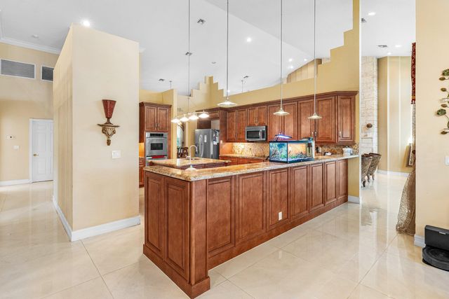 1845 Eagle Trace Boulevard, Coral Springs, FL 33071