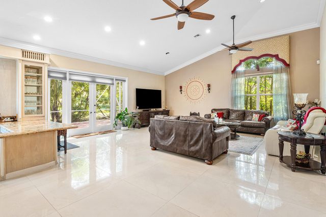 1845 Eagle Trace Boulevard, Coral Springs, FL 33071