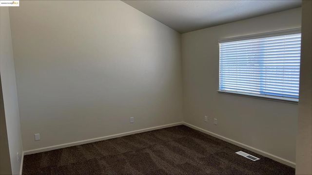 2800 Harris Dr, Antioch, CA 94509