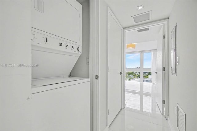 9901 E Bay Harbor Dr 803, Bay Harbor Islands, FL 33154