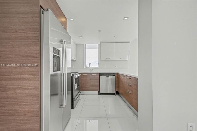 9901 E Bay Harbor Dr 803, Bay Harbor Islands, FL 33154