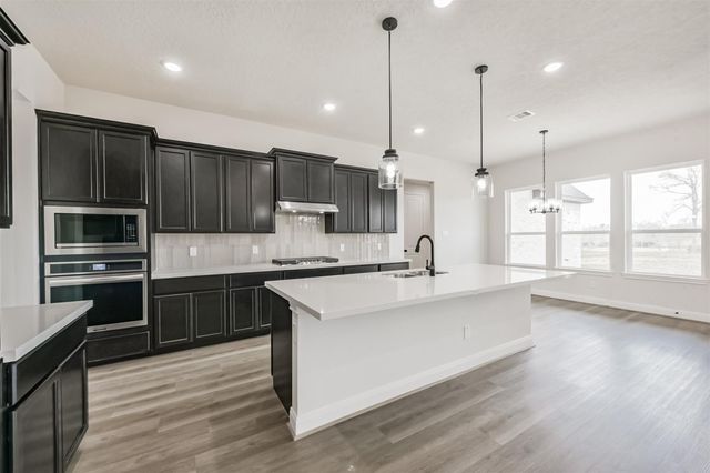 5611 Camp Creek Road, Baytown, TX 77523