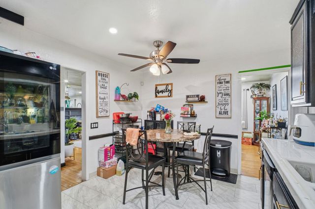 127 Hampton Rd, Hayward, CA 94541