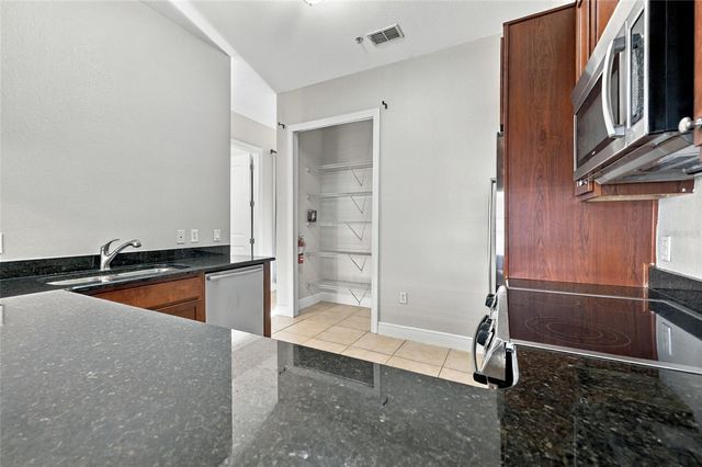 230 SW 2ND AVENUE 404, Gainesville, FL 32601