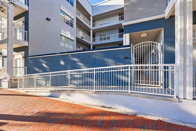 230 SW 2ND AVENUE 404, Gainesville, FL 32601