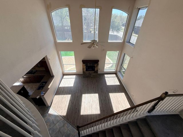 20001 Kennemer DR, Pflugerville, TX 78660