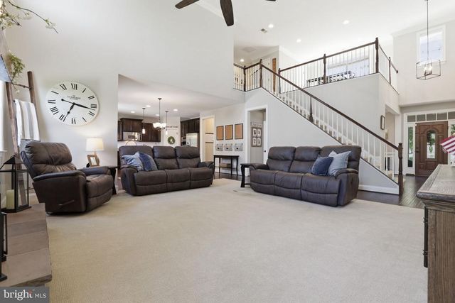8046 SIDE HILL DR, Warrenton, VA 20187