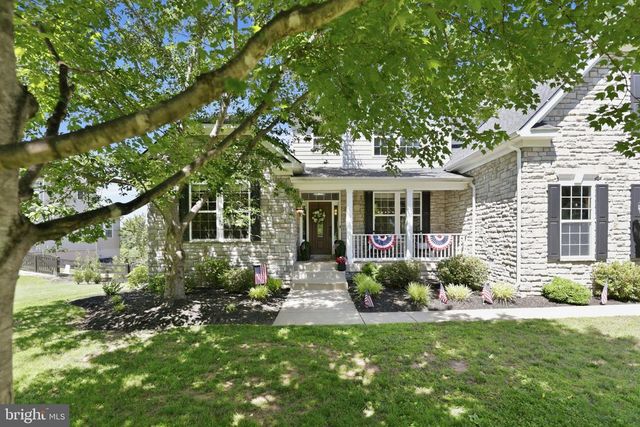 8046 SIDE HILL DR, Warrenton, VA 20187