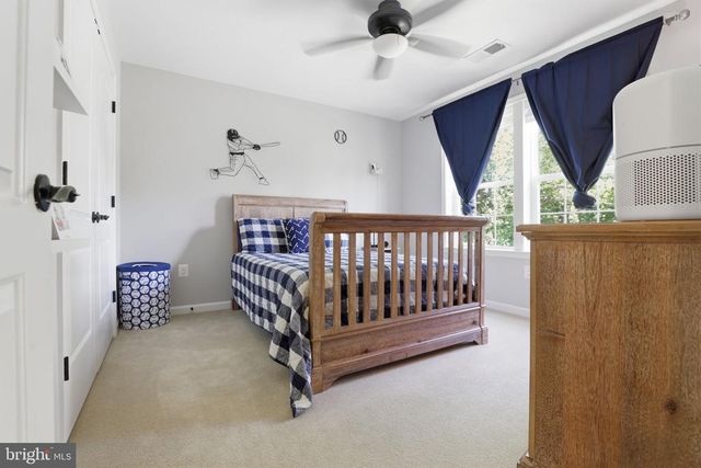 8046 SIDE HILL DR, Warrenton, VA 20187