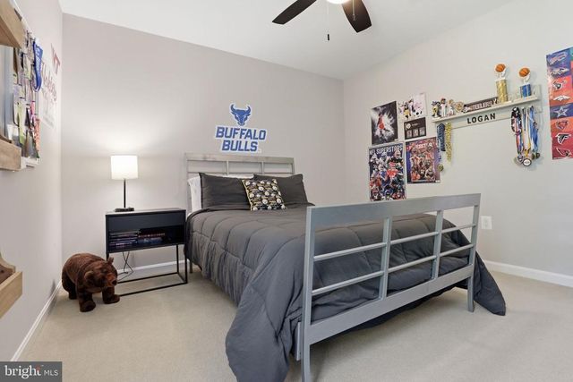 8046 SIDE HILL DR, Warrenton, VA 20187