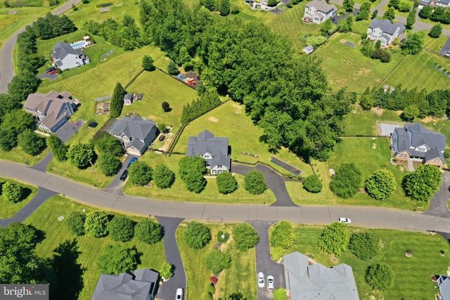 8046 SIDE HILL DR, Warrenton, VA 20187