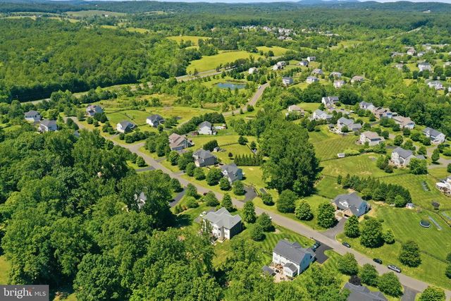 8046 SIDE HILL DR, Warrenton, VA 20187