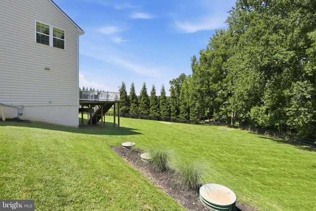8046 SIDE HILL DR, Warrenton, VA 20187