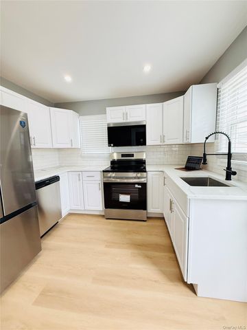 3680 Naomi Street, Seaford, NY 11783
