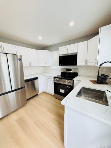 3680 Naomi Street, Seaford, NY 11783
