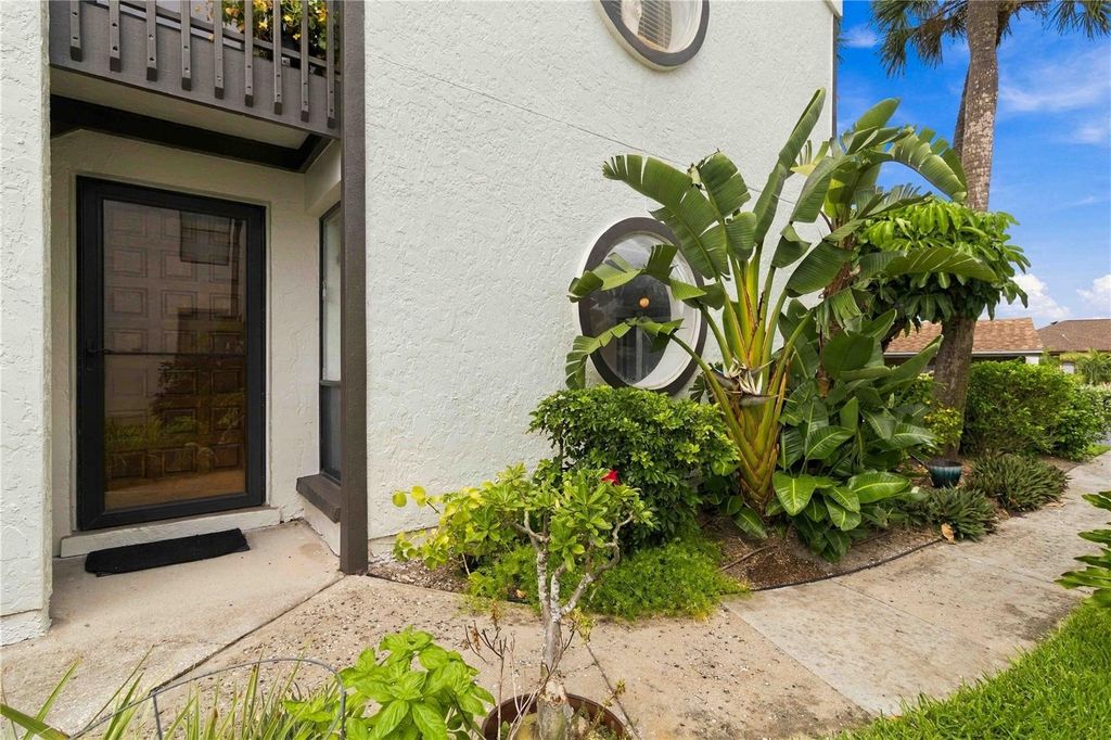 8734 54TH AVENUE W 8734, BRADENTON, FL 34210 — exterior