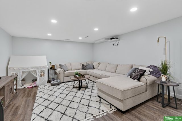 5325 S 62nd Street, Lincoln, NE 68516