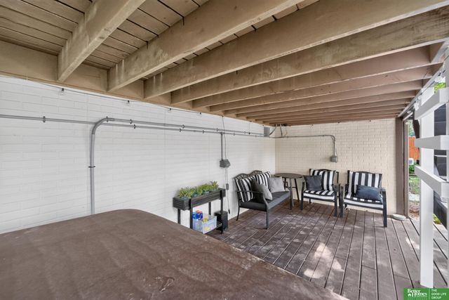 5325 S 62nd Street, Lincoln, NE 68516