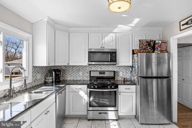 1006 SURREY RD, Somerdale, NJ 08083