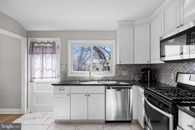 1006 SURREY RD, Somerdale, NJ 08083