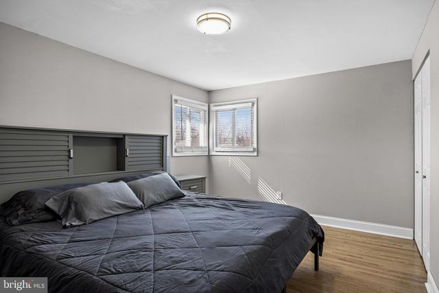 1006 SURREY RD, Somerdale, NJ 08083