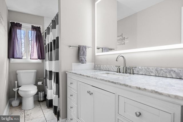 1006 SURREY RD, Somerdale, NJ 08083