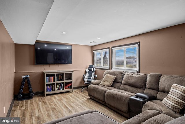 1006 SURREY RD, Somerdale, NJ 08083