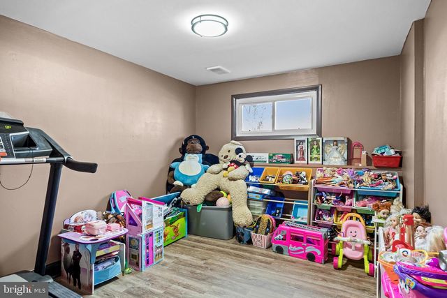 1006 SURREY RD, Somerdale, NJ 08083