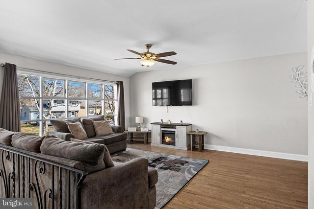 1006 SURREY RD, Somerdale, NJ 08083