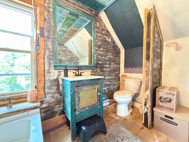 26 Lakeview Avenue, Tupper Lake, NY 12986