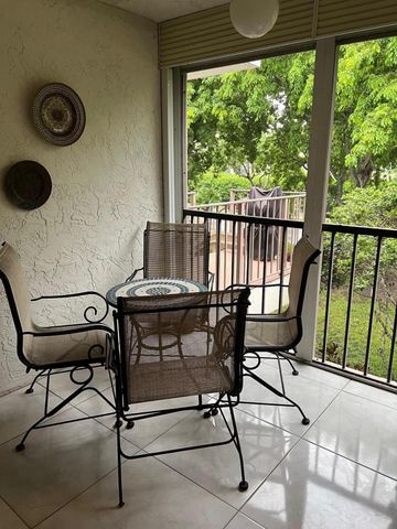 14888 WEDGEFIELD Drive 207, Delray Beach, FL 33446