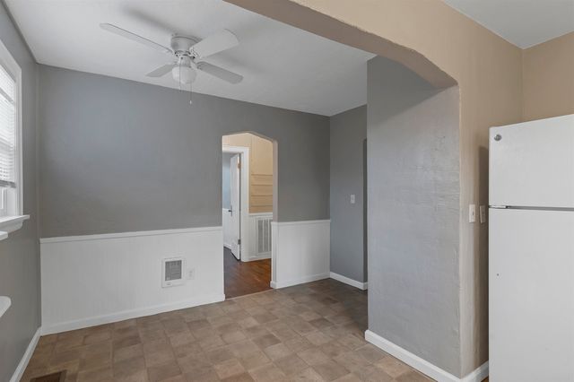 655 Norway (-665) St NE, Salem, OR 97301