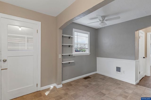 655 Norway (-665) St NE, Salem, OR 97301