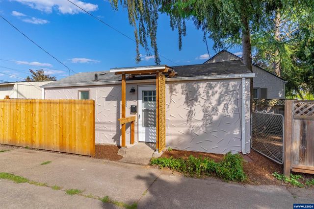 655 Norway (-665) St NE, Salem, OR 97301