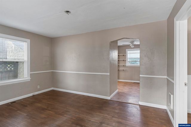 655 Norway (-665) St NE, Salem, OR 97301