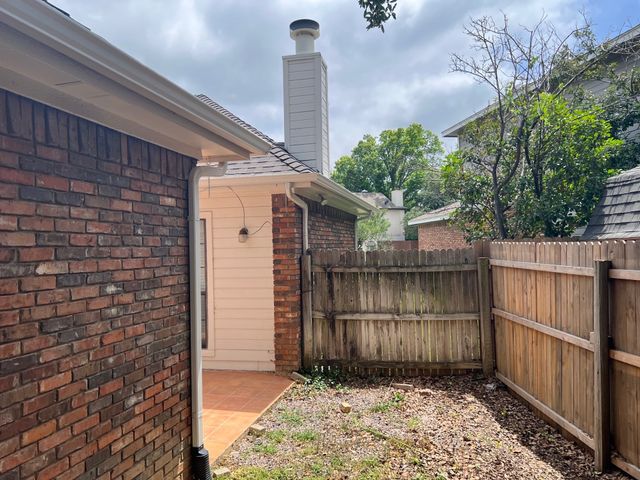 3028 Matterhorn Drive, Bedford, TX 76021