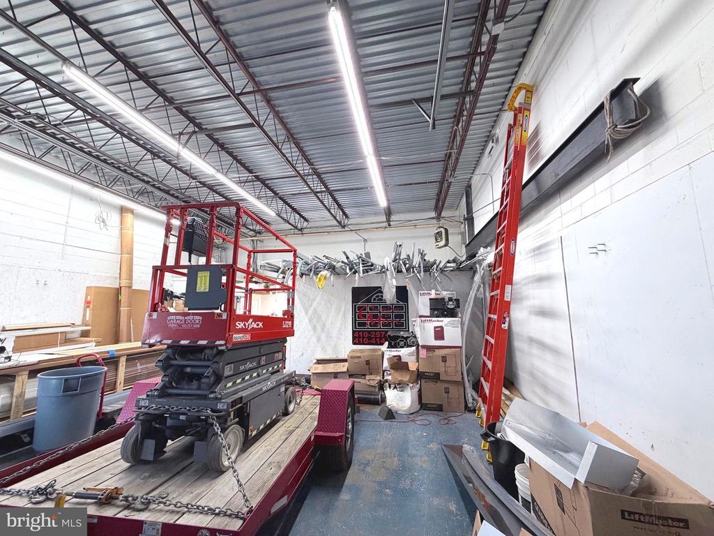 Image 3 of property listing at 101 SKIPJACK RD #9, Prince Frederick, MD 20678