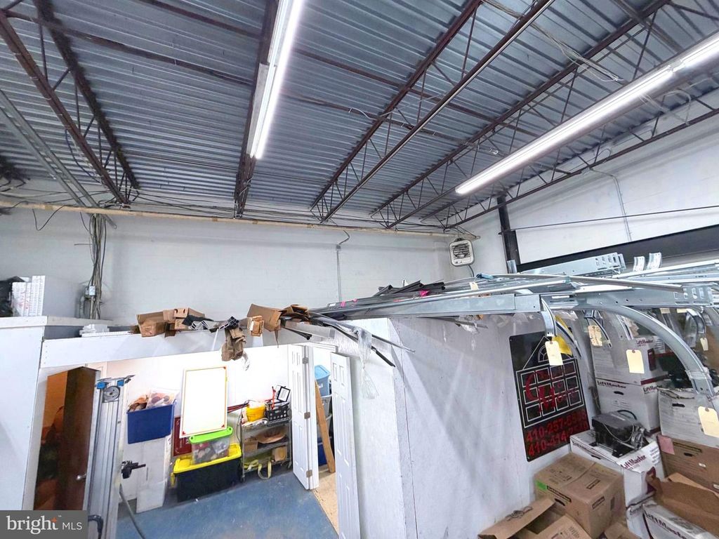 Image 4 of property listing at 101 SKIPJACK RD #9, Prince Frederick, MD 20678