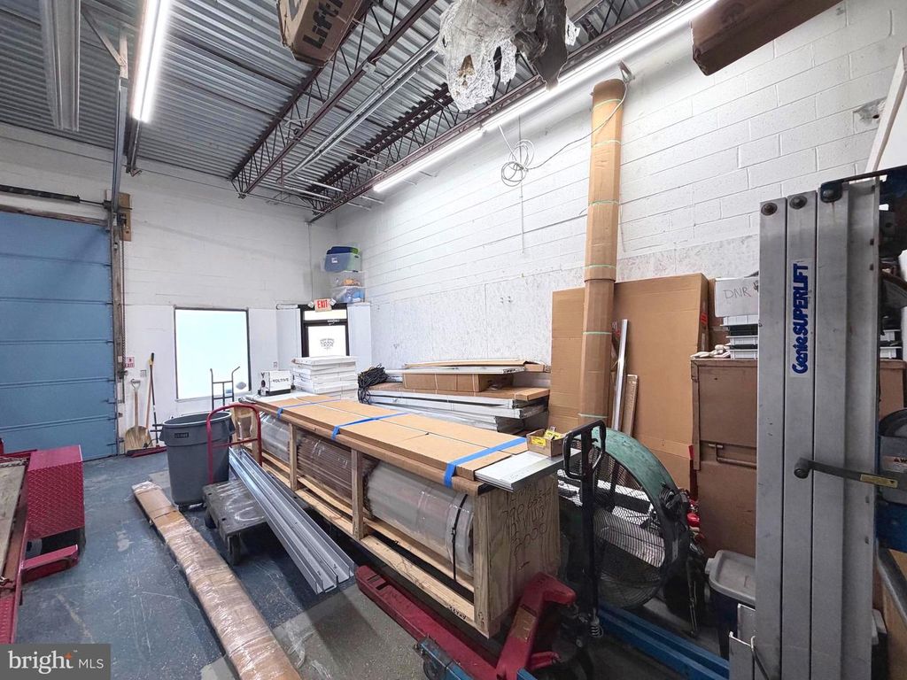 Image 6 of property listing at 101 SKIPJACK RD #9, Prince Frederick, MD 20678