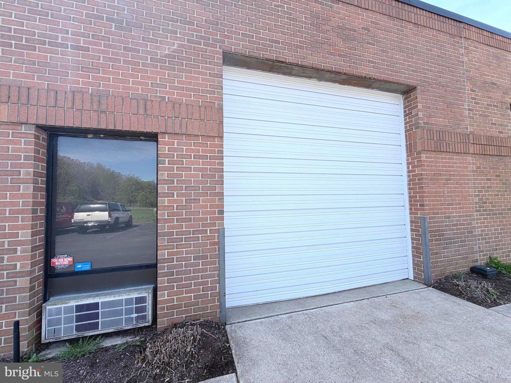 Image 8 of property listing at 101 SKIPJACK RD #9, Prince Frederick, MD 20678