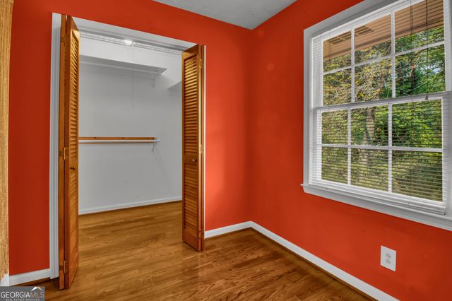 2594 W Fontainebleau Court, Atlanta, GA 30360