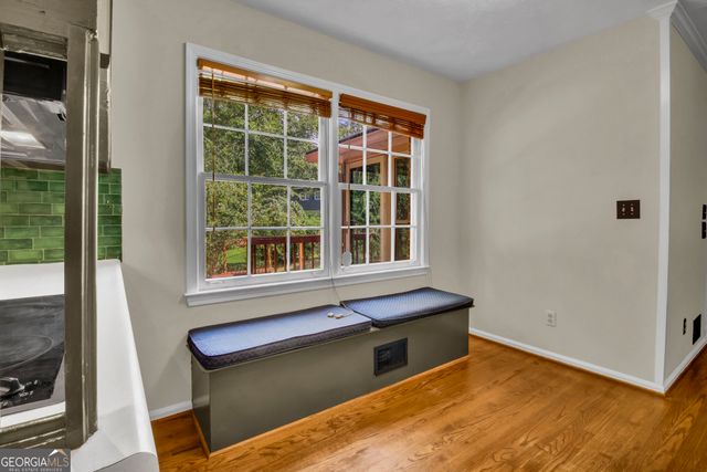 2594 W Fontainebleau Court, Atlanta, GA 30360