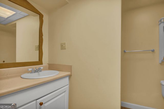 2594 W Fontainebleau Court, Atlanta, GA 30360