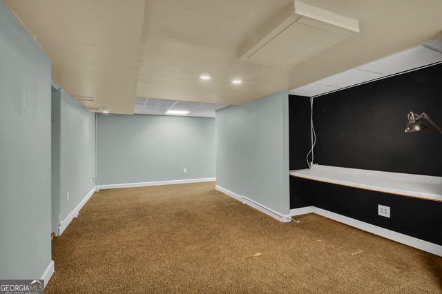 2594 W Fontainebleau Court, Atlanta, GA 30360