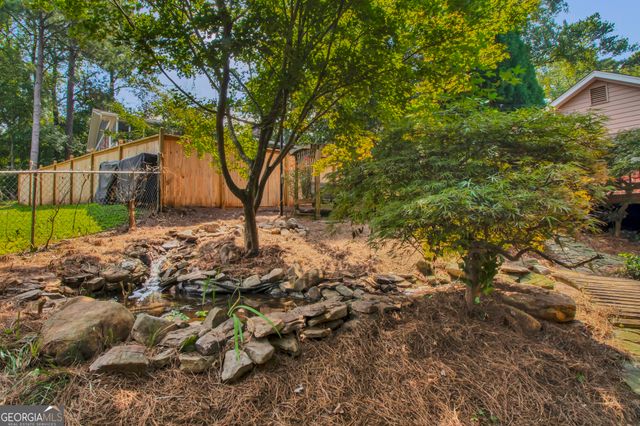 2594 W Fontainebleau Court, Atlanta, GA 30360