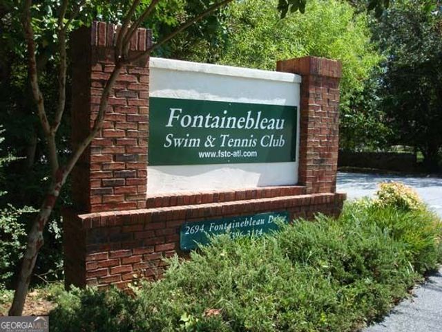 2594 W Fontainebleau Court, Atlanta, GA 30360