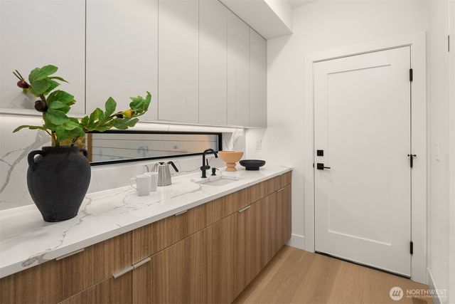 22900 101st Avenue SE, Woodinville, WA 98077