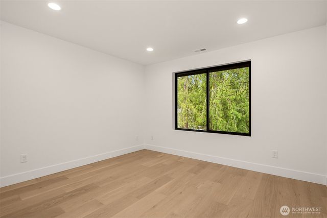 22900 101st Avenue SE, Woodinville, WA 98077